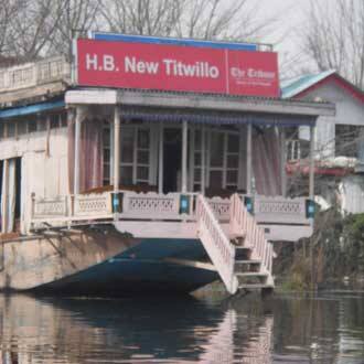 New Titwillo Houseboat, Srinagar 1